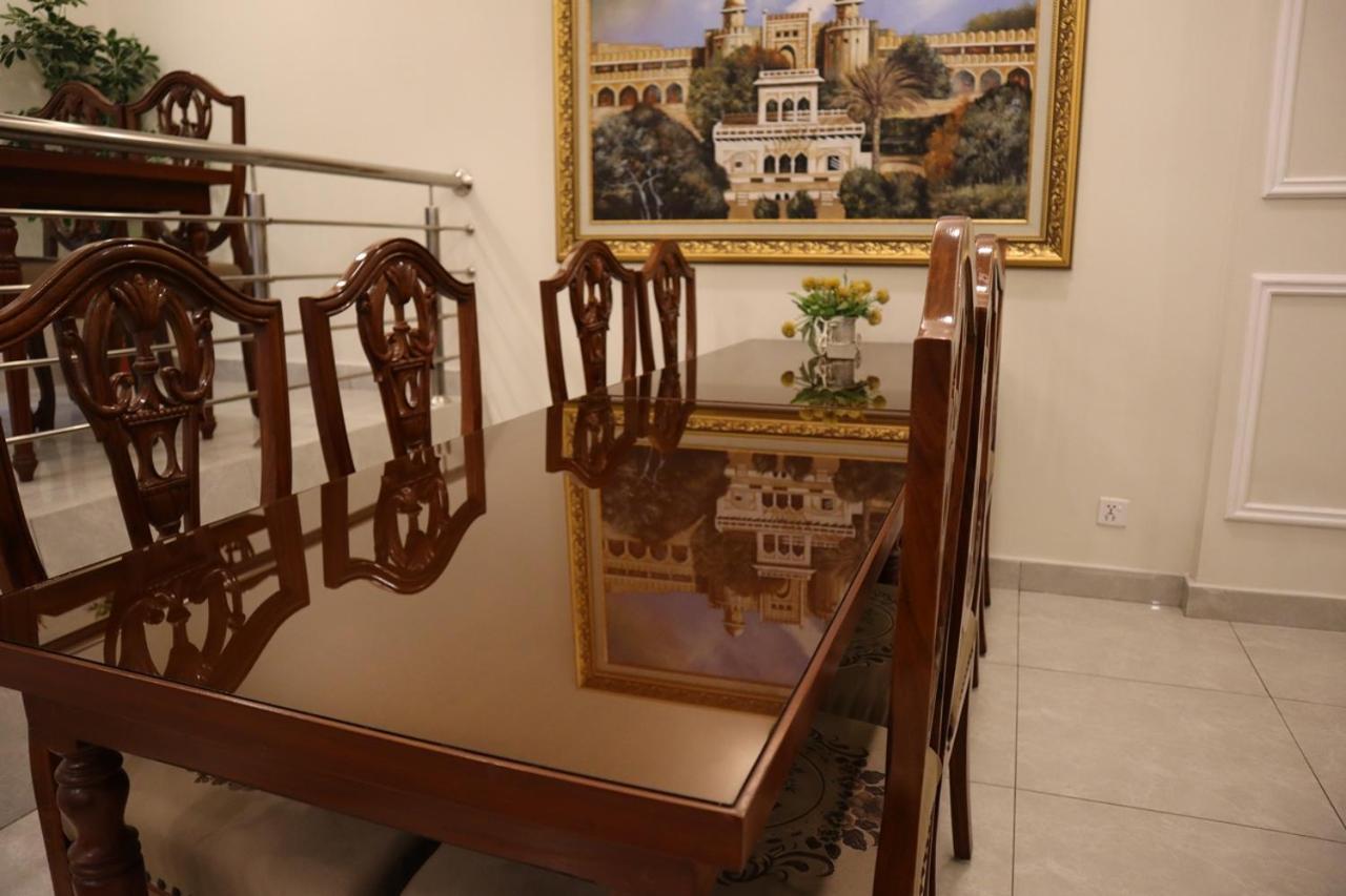 Hayyat Luxury Hotel Suites Lahor Kültér fotó