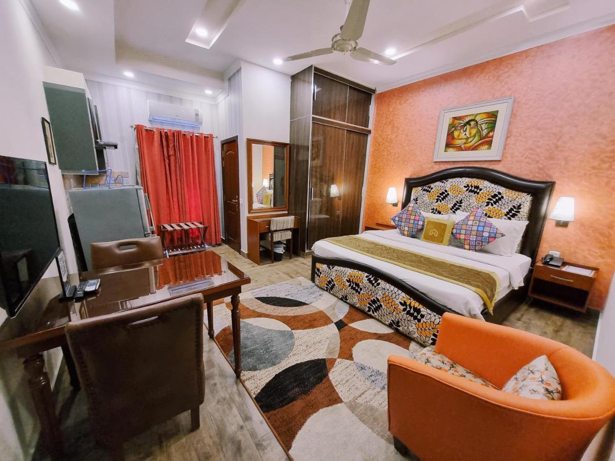 Hayyat Luxury Hotel Suites Lahor Kültér fotó