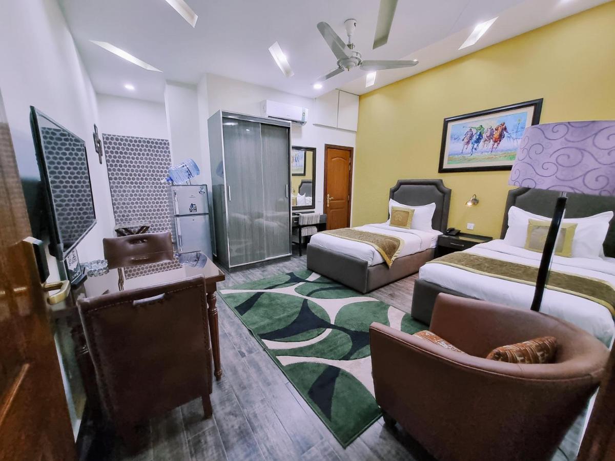 Hayyat Luxury Hotel Suites Lahor Kültér fotó