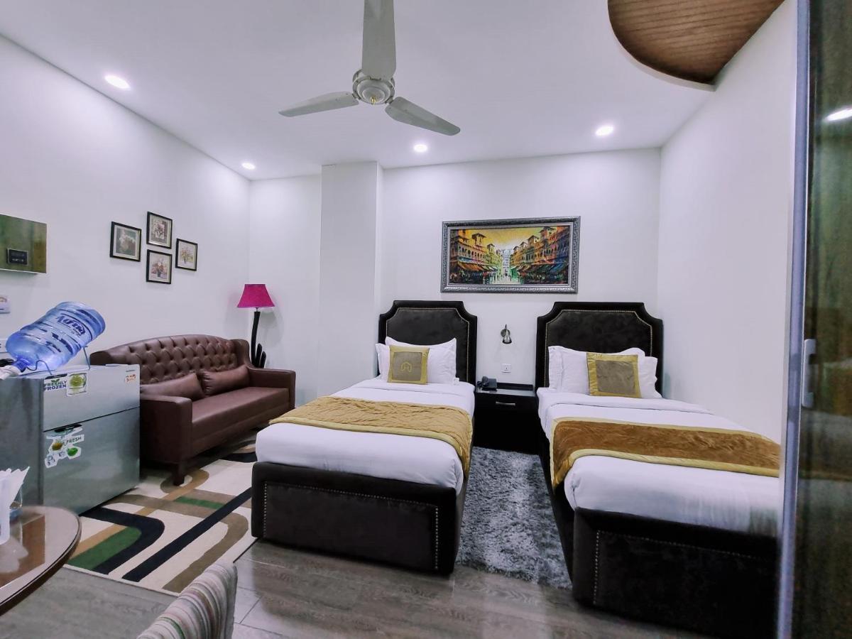 Hayyat Luxury Hotel Suites Lahor Kültér fotó
