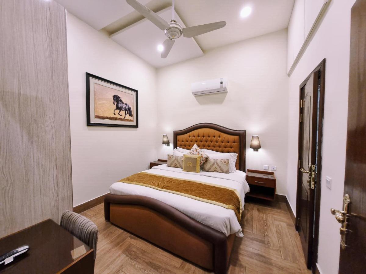 Hayyat Luxury Hotel Suites Lahor Kültér fotó