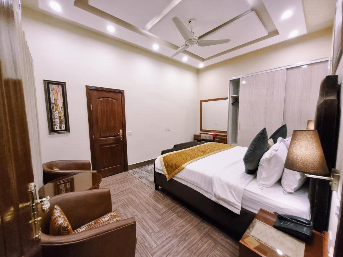 Hayyat Luxury Hotel Suites Lahor Kültér fotó