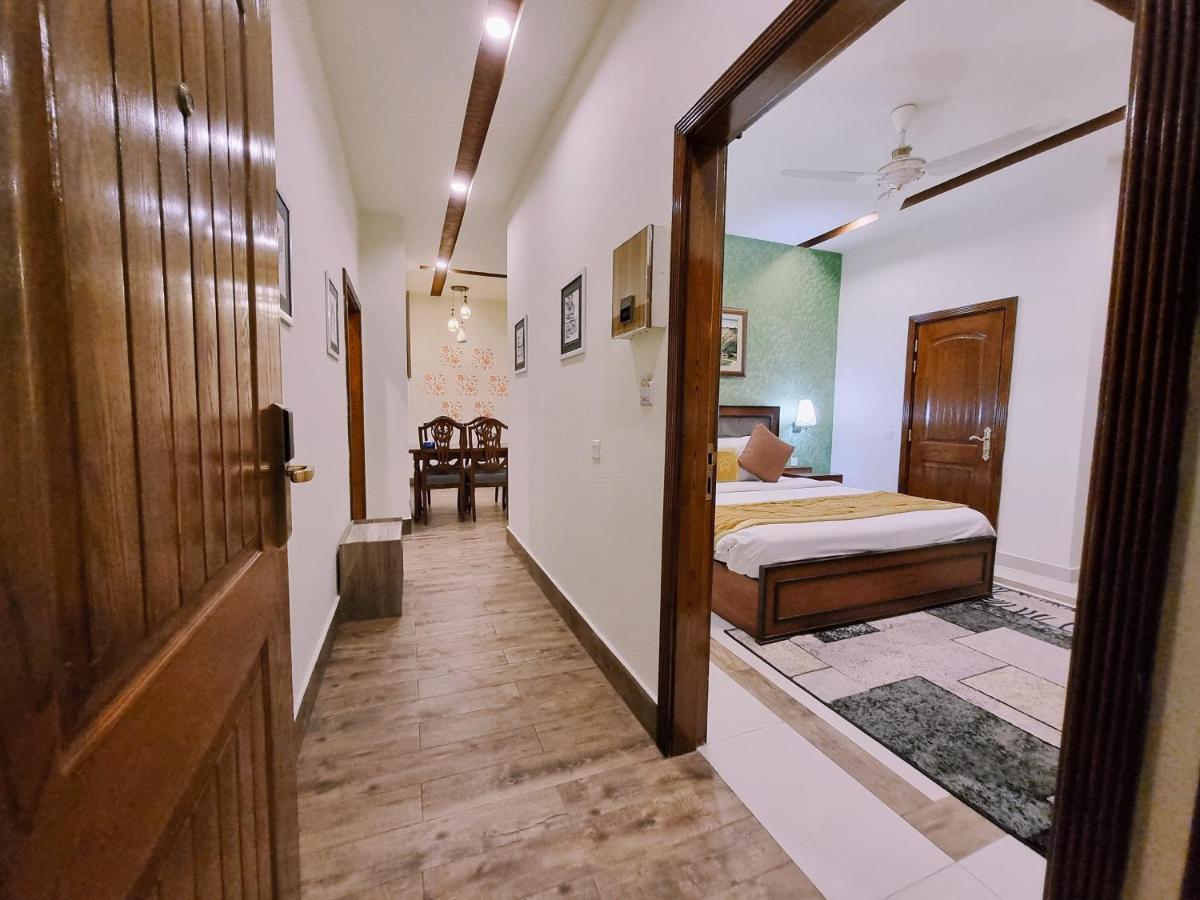 Hayyat Luxury Hotel Suites Lahor Kültér fotó
